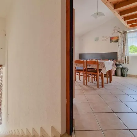 Carlo Apartment